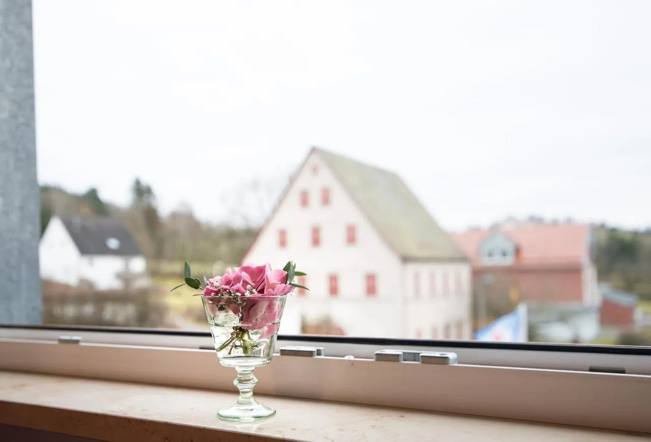 Landhotel-Gasthof Gruener Baum Hersbruck 3*,  Duitsland